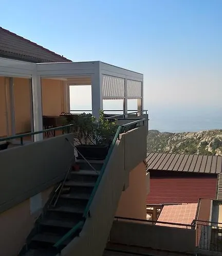 Angela Monte SantʼAngelo