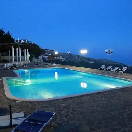 Angela 4* Monte SantʼAngelo