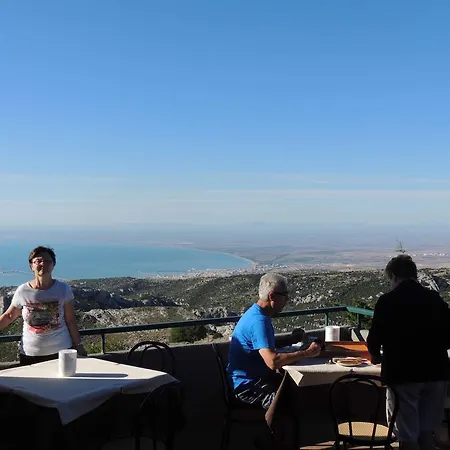 住宿加早餐酒店 安吉拉住宿加早餐旅馆 4*